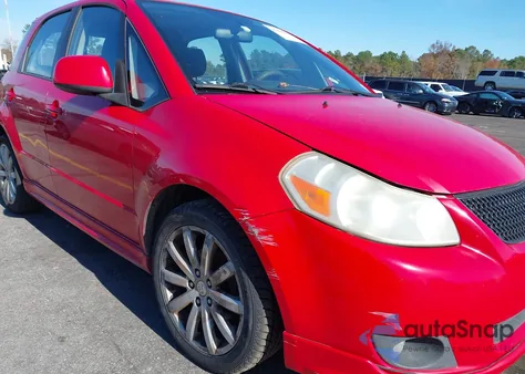 2013 Suzuki Sx4 z USA, uszkodzony, nr VIN JS2YA5A52D6100102